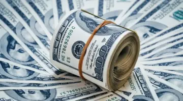 عاجل: الدولار يستقر فوق 54.70 جنيه في بنك قناة السويس.. والأهلي يُبقي على 54.64 للشراء (تفاصيل أسعار 7 بنوك)